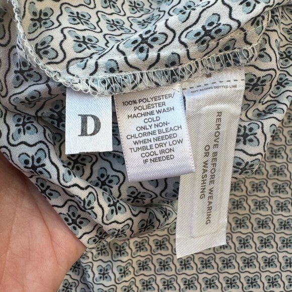 Ann Taylor LOFT Blue Geometric Pattern Top Size Small - Picture 4 of 9